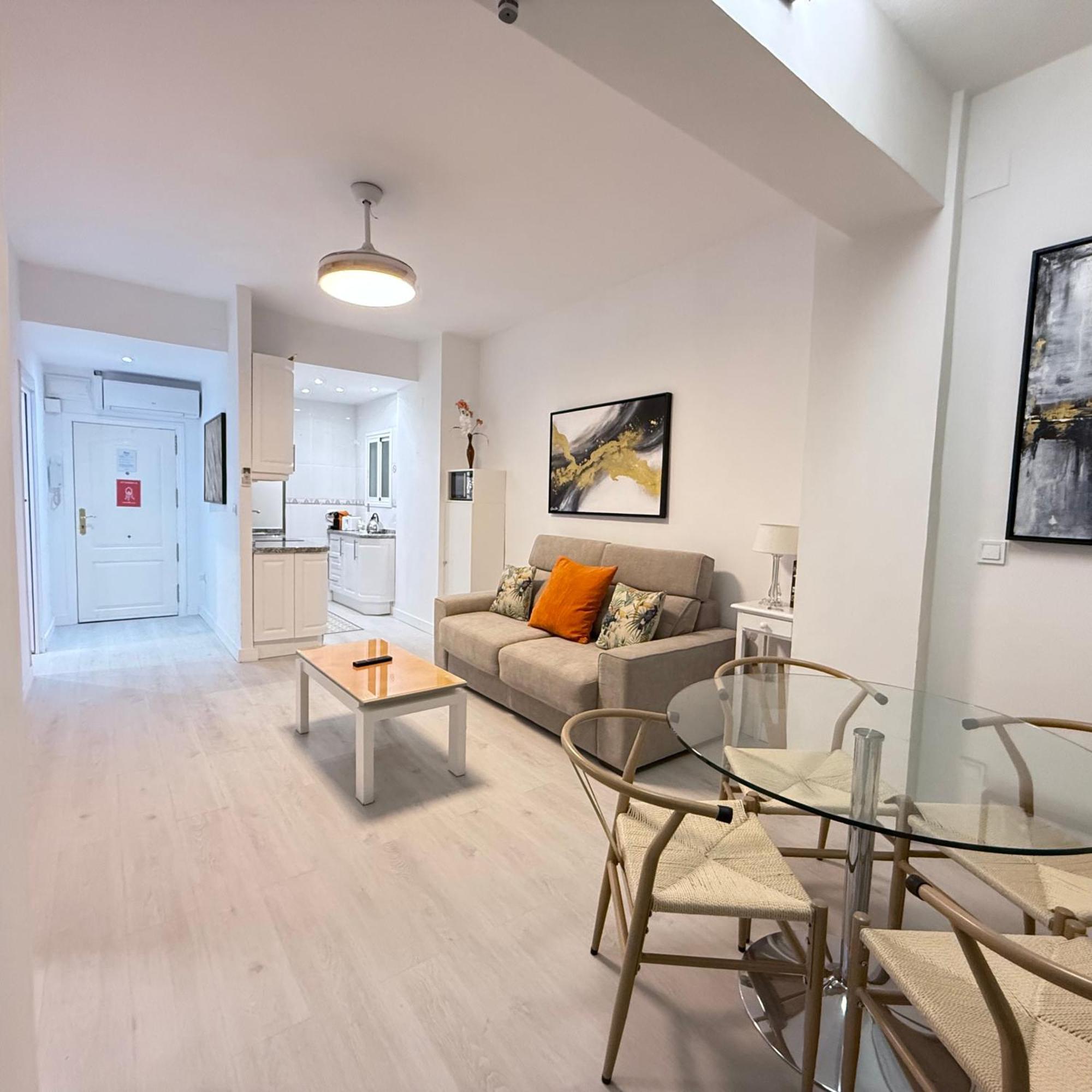 Postiguet Beach By United Renters Alicante Esterno foto